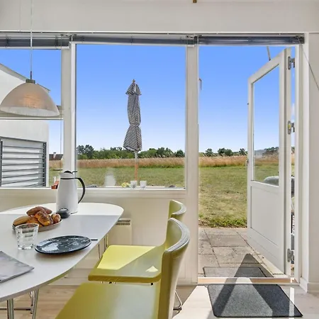 Mia - 200m From The Sea By Interhome Leilighet