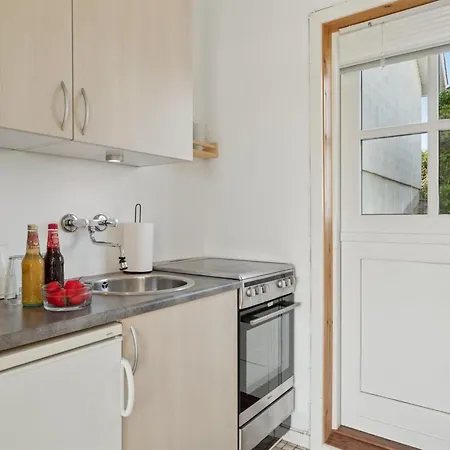 Mia - 200m From The Sea By Interhome